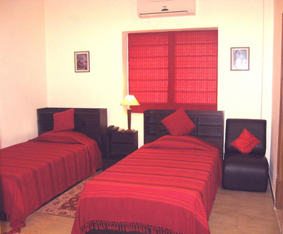 Red Arrow Residency Hotel Kolkata Bagian luar foto